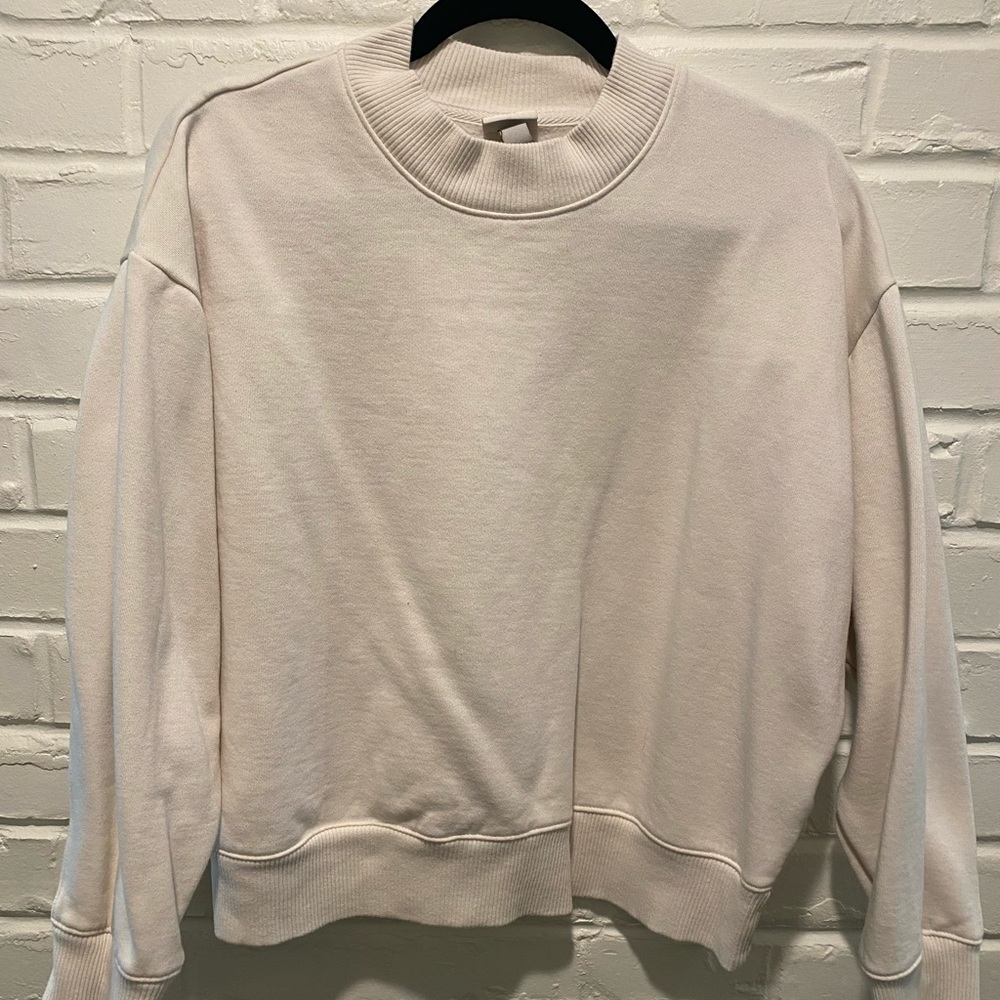 New day from target sweater size large